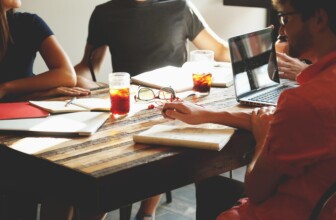 AI-Powered Meeting Scheduling: Unlocking Time Efficiency for Teams