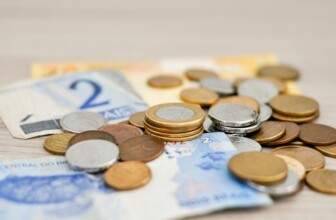 Revolutionizing Budget Forecasting: Unlocking the Benefits of AI for Smarter Financial Planning
