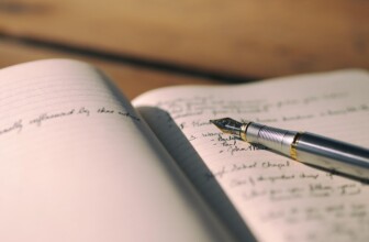 Top 10 Companies Leading the Freelance Writing Industry in 2023