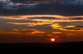 Maximizing Impact: How AI is Transforming Renewable Energy Optimization for a Sustainable Future